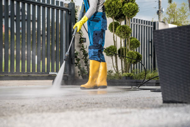 Best Garage Pressure Washing  in St Joseph, MO